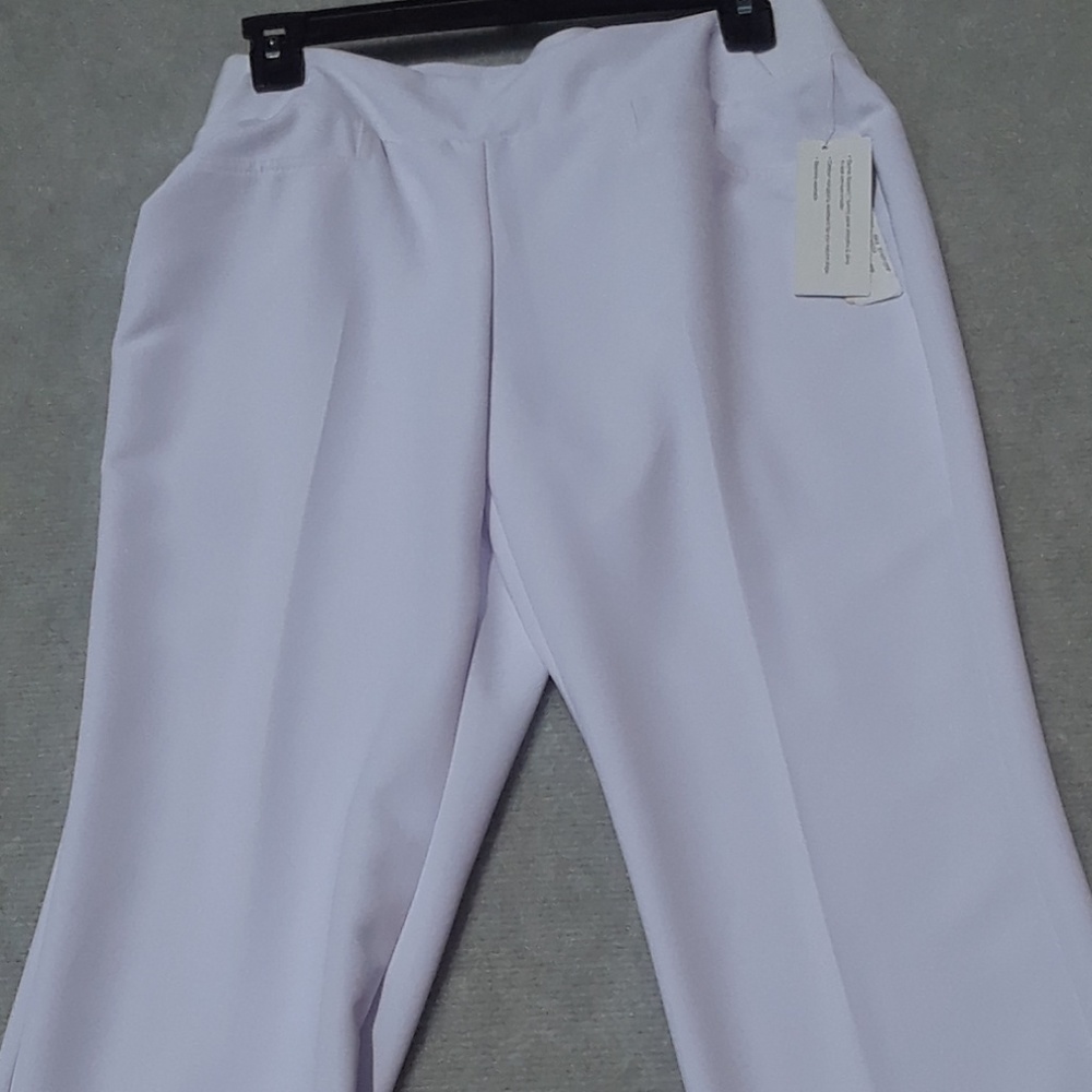 White Pull-up Capri Pants